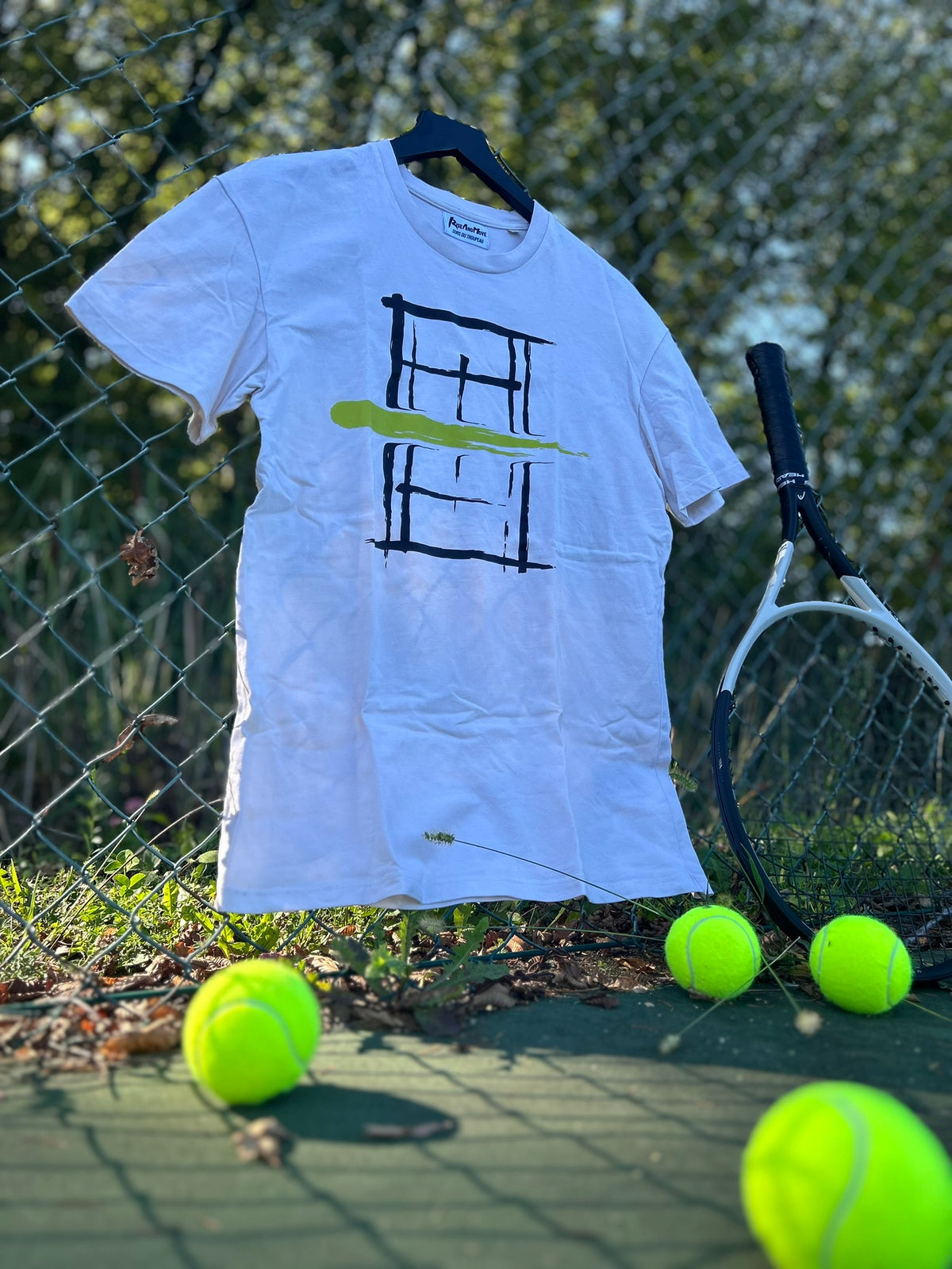 T-shirt Rising Court